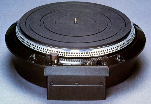 Sony TTS-6000-Prospekt-1977.jpg