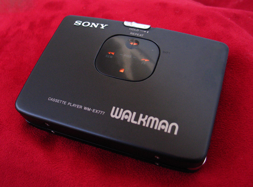 Sony WM-EX777 1.jpg