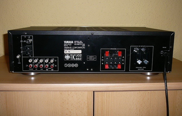 Yamaha RX-385RDS.jpg
