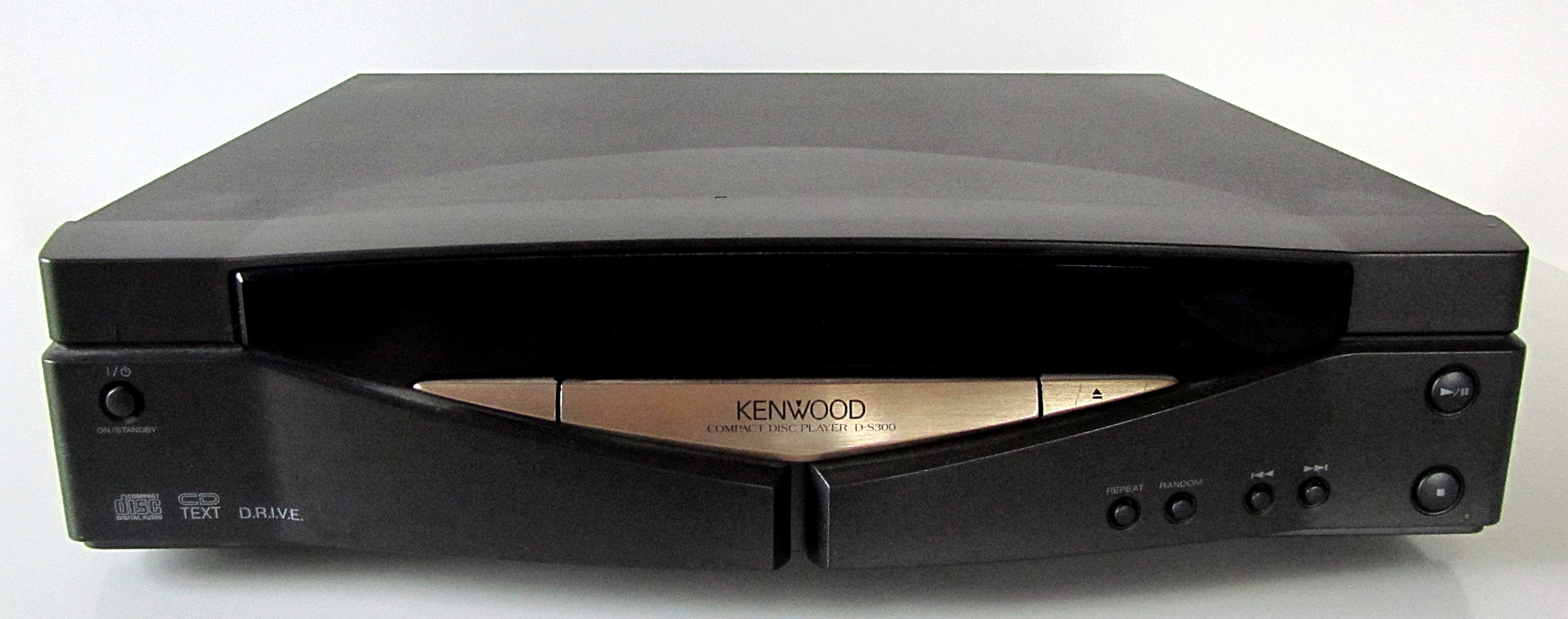 Kenwood D-S 300-1.jpg