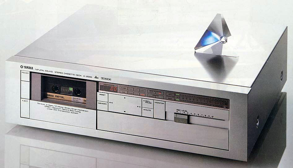 Yamaha K-2000-Prospekt-1982.jpg