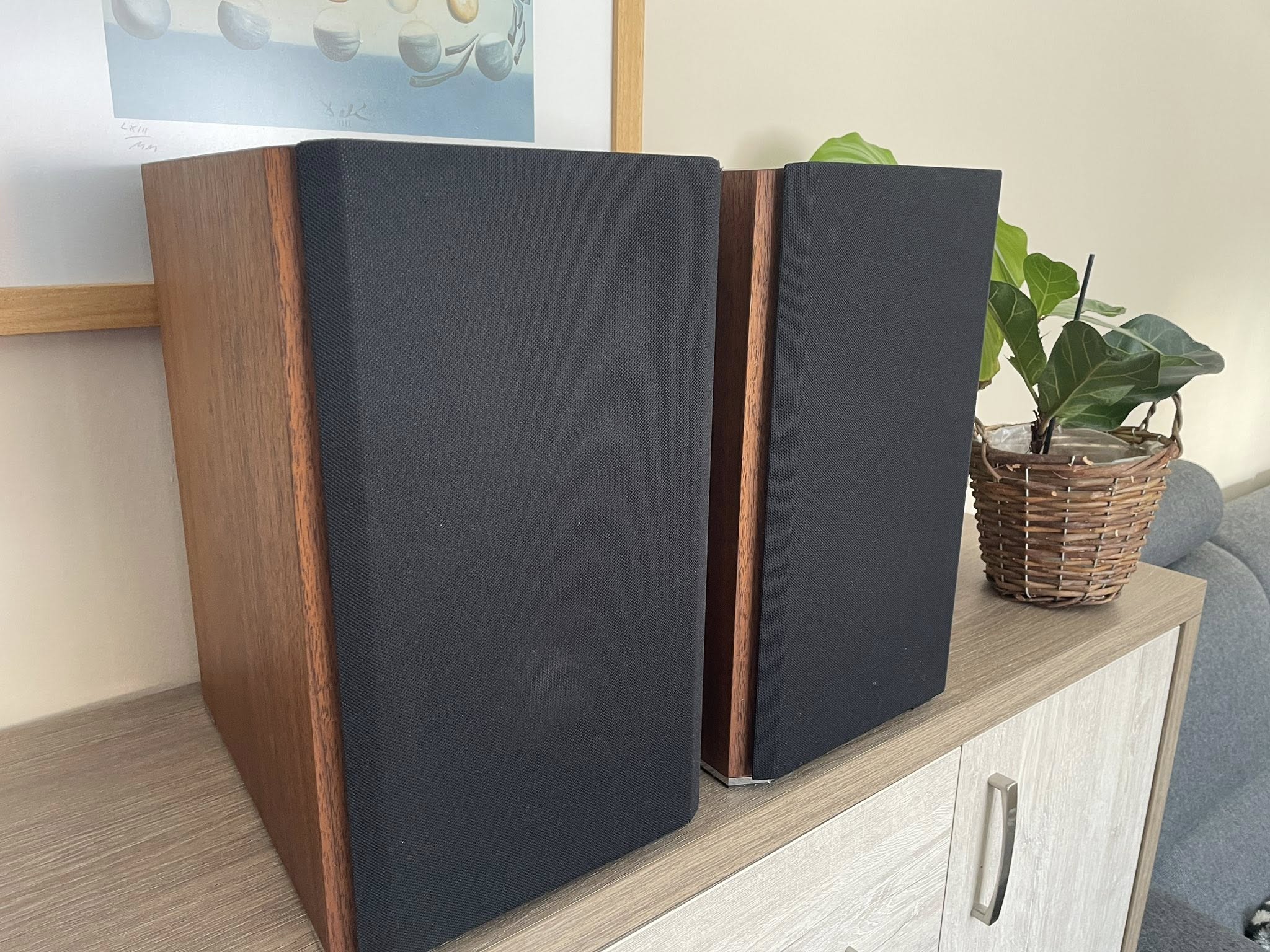 Aurum sedan 9 f2.jpg