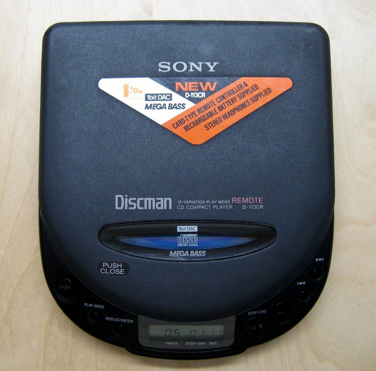 Sony D-113 CR-1.jpg