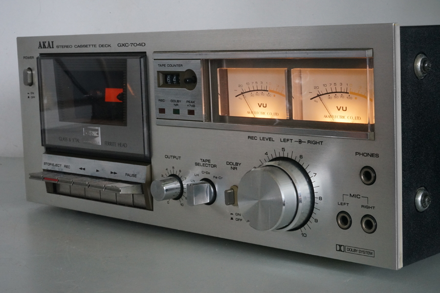 Akai GXC-704 E | hifi-wiki.com