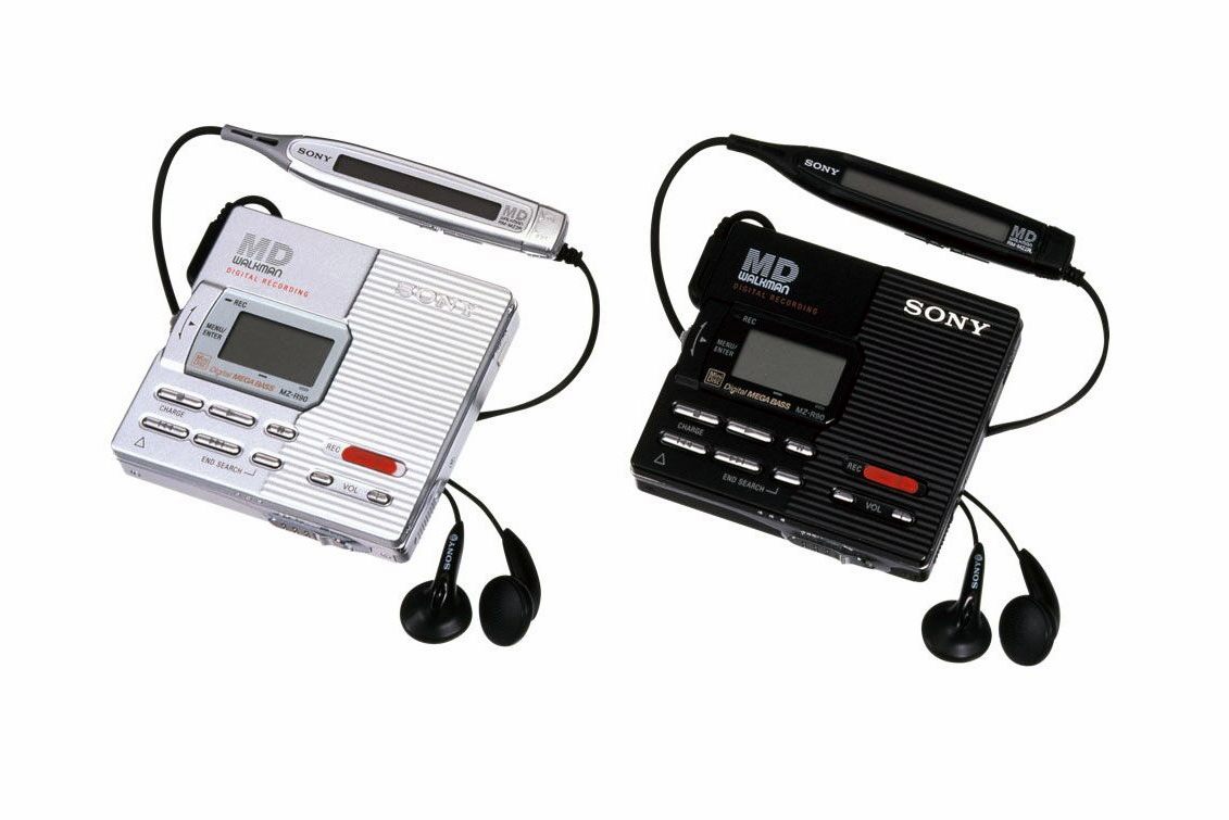 Sony MZ-R 90-1999.jpg