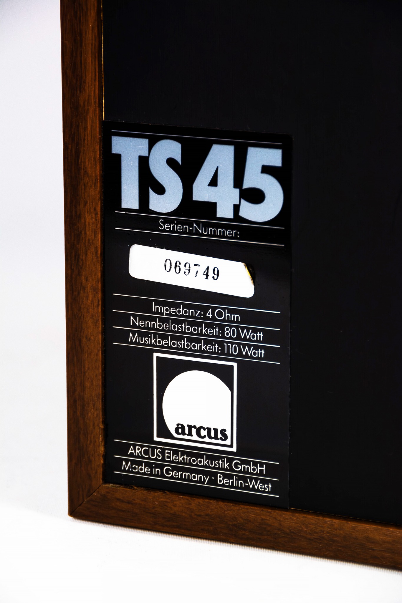 ARCUS TS-45 l.jpg
