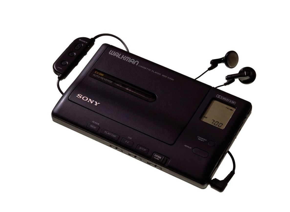 Sony WM-EX 90-1990.jpg