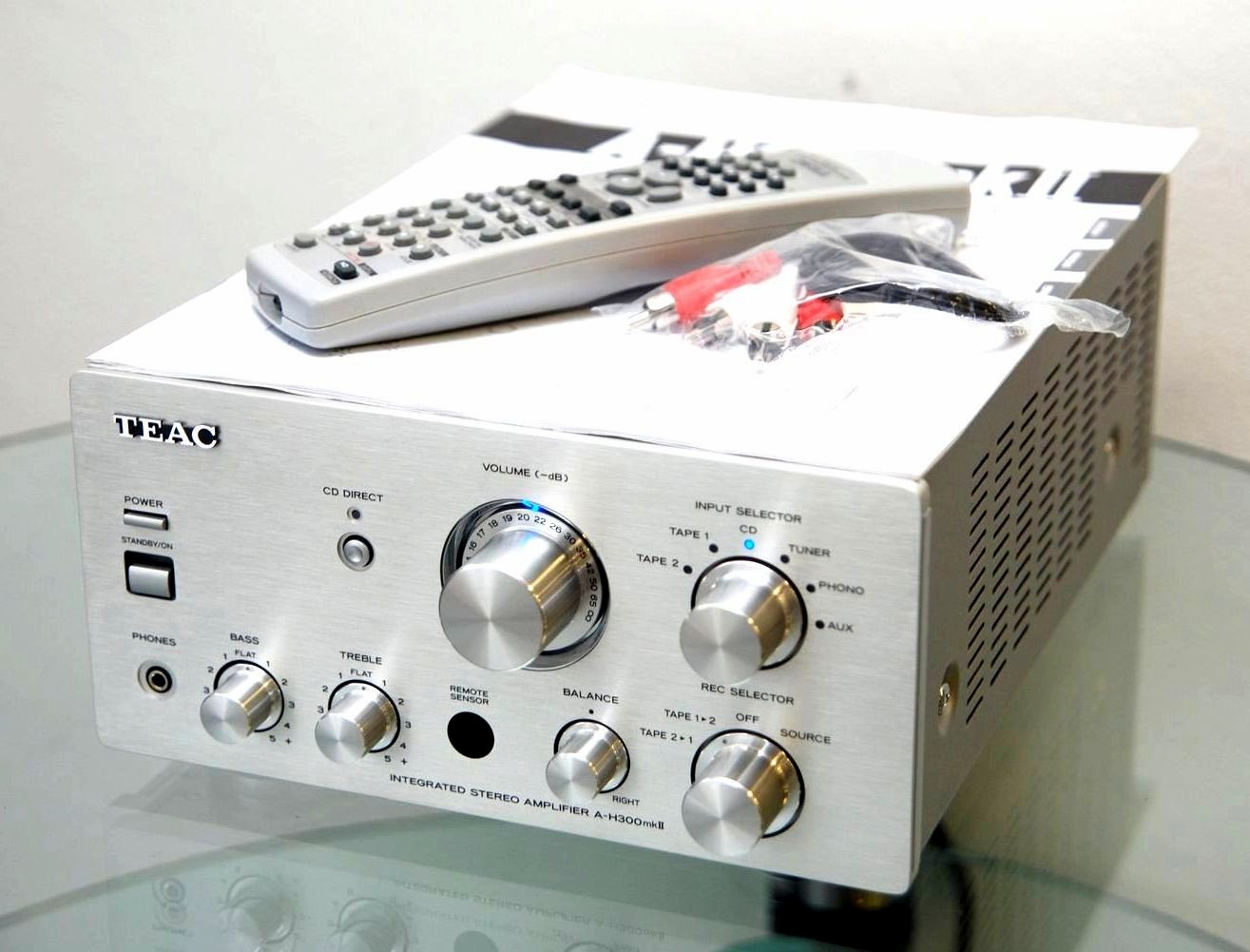 TEAC A-H 300 II-1.jpg