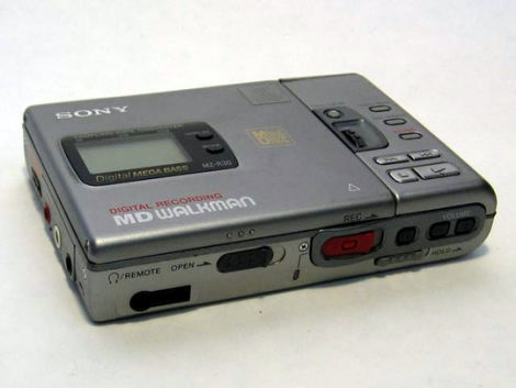 Sony MZ-R 30-1.jpg