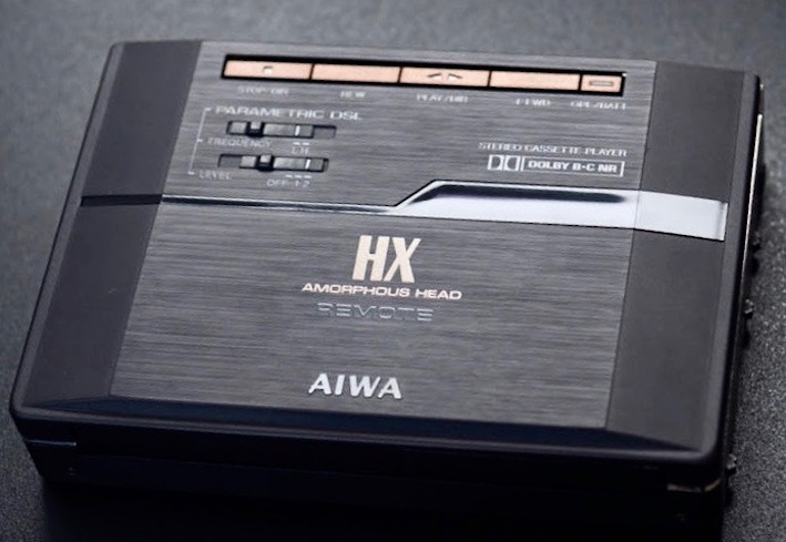 Aiwa-HS-PX303a.jpg