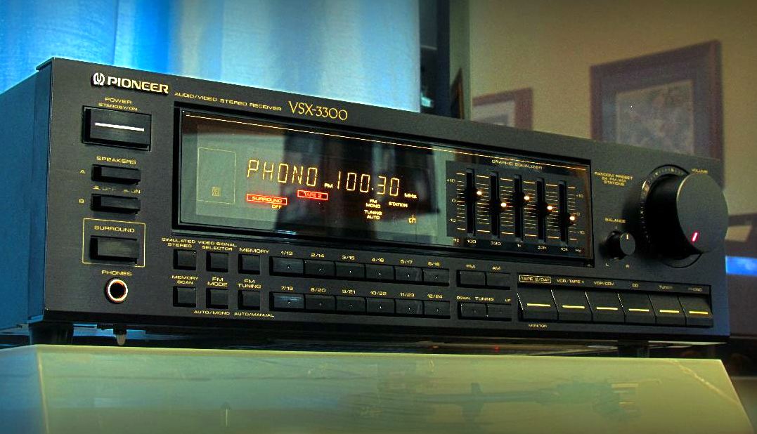 Pioneer VSX-3300-1989.jpg