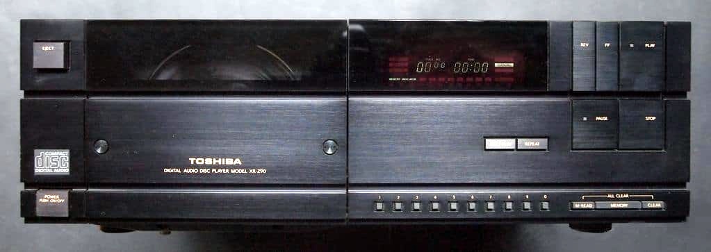 Toshiba XR-Z 90-1.jpg