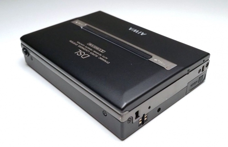 File:Aiwa HS-P505 MkII 03a.jpg