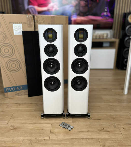 File:Wharfedale Evo 4.3 f.jpg