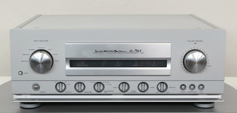 File:Luxman C-70f-1.jpg
