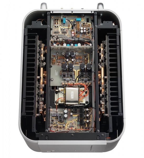 File:Luxman B-1000f-4.jpg