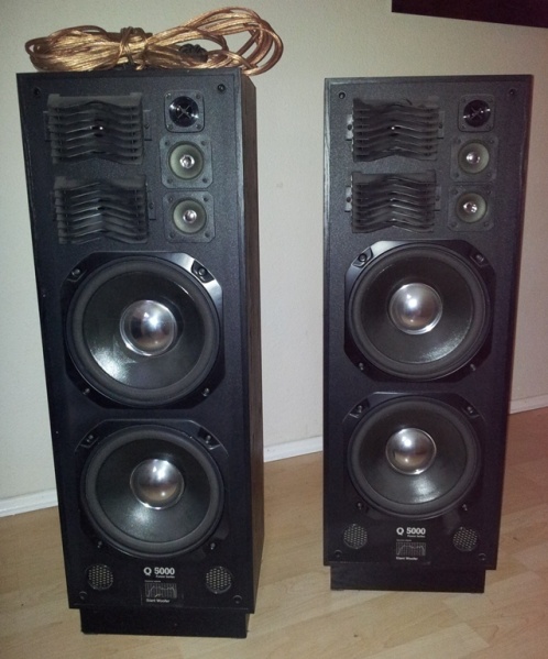 File:Universum Q 5000.jpg