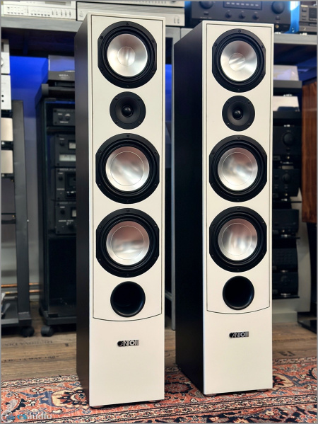 File:Canton GLE 490.2 f.jpg