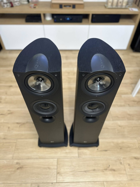 File:KEF IQ70 u.jpg
