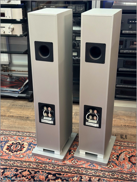 File:Elac FS 127 b.jpg