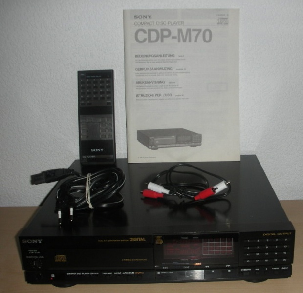 File:SONY CDP-M70.jpg