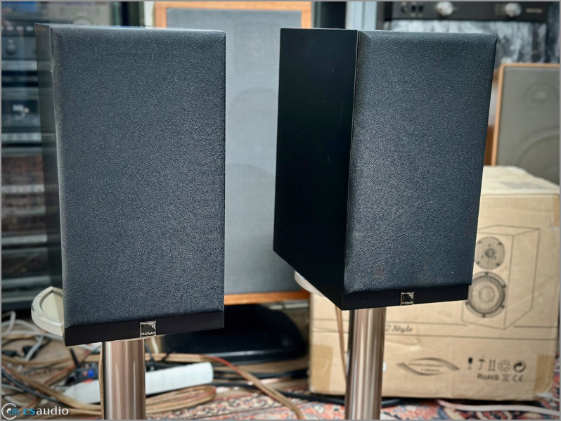 File:PHONAR VERITAS M2 STYLE f2.jpg