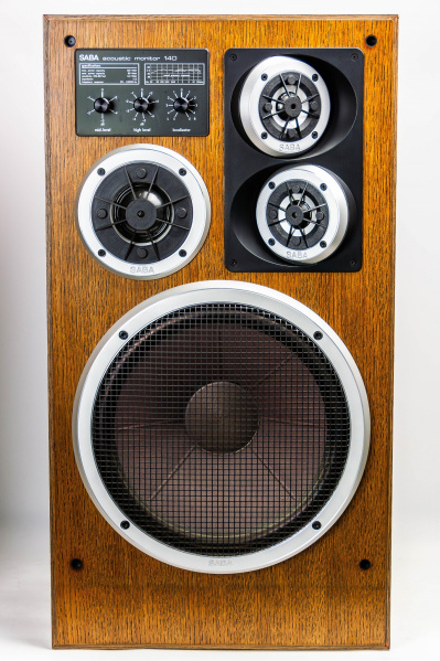 File:Saba am140 f.jpg