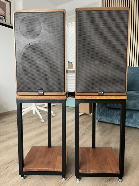 File:Canton karat 300 f2.jpg