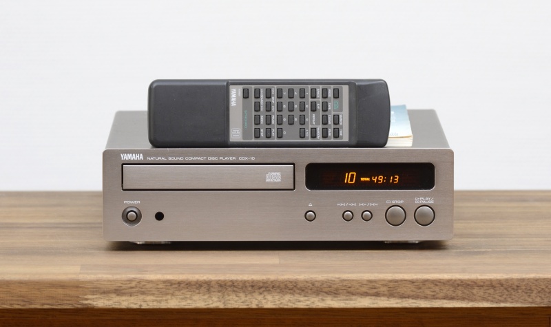 File:Yamaha CDX-10 1.JPG