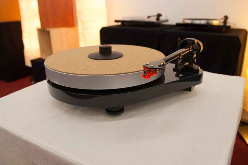 File:Pro-Ject RPM 5 HighEnd-2009 (3556185843).jpg