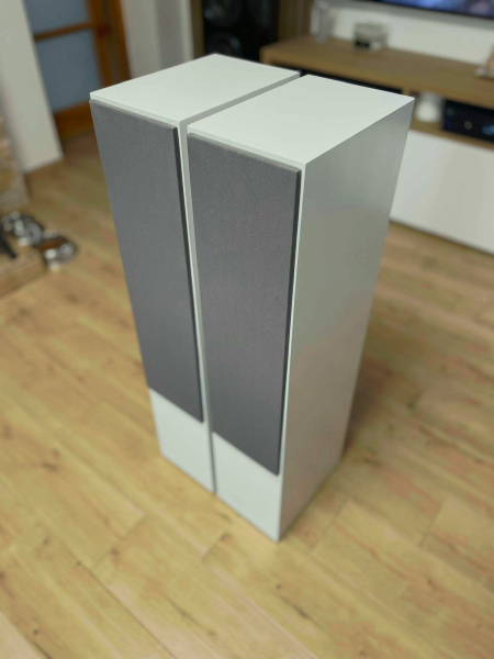 File:B&W 703 S2 f2.jpg