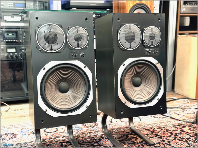 File:Onkyo sc60-II f.jpg