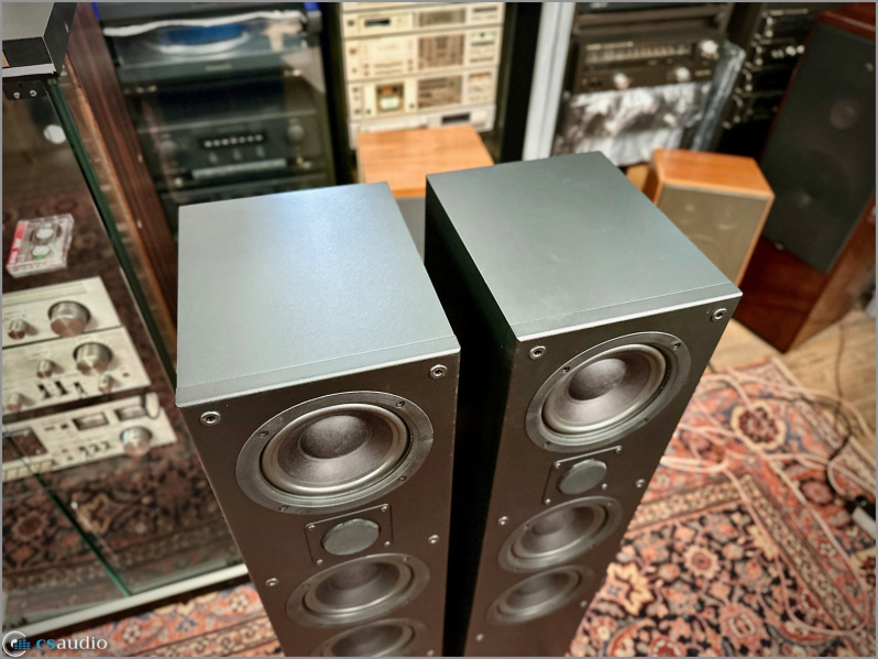 File:ELAC EL 170 S u.jpg