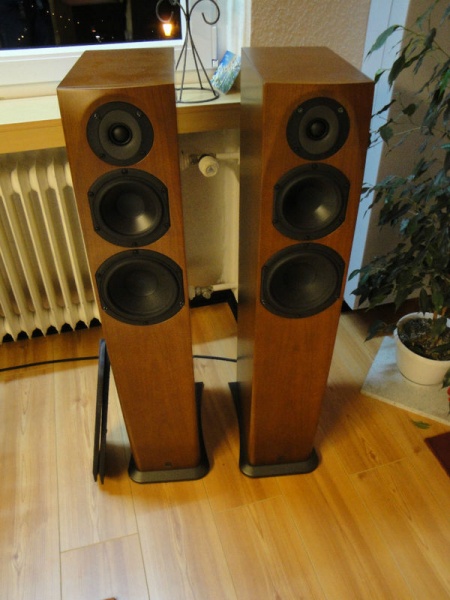 File:Phonar Veritas P5.jpg