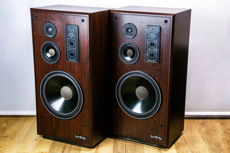 File:Infinity sm120 s.jpg