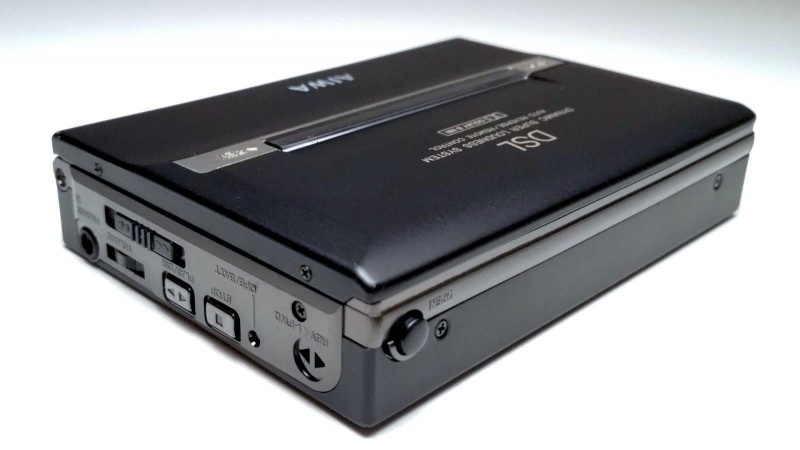 File:Aiwa HS-P505 MkII 04a.jpg