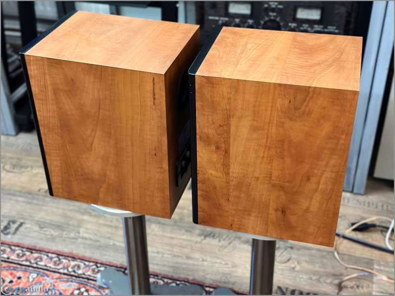 File:CANTON LE 102 s.jpg