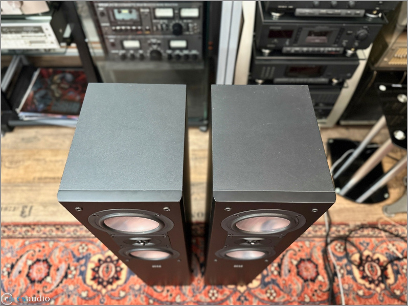 File:Elac fs 108.2 u.jpg